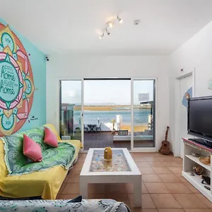 Hostel Life, Dystrykt Faro